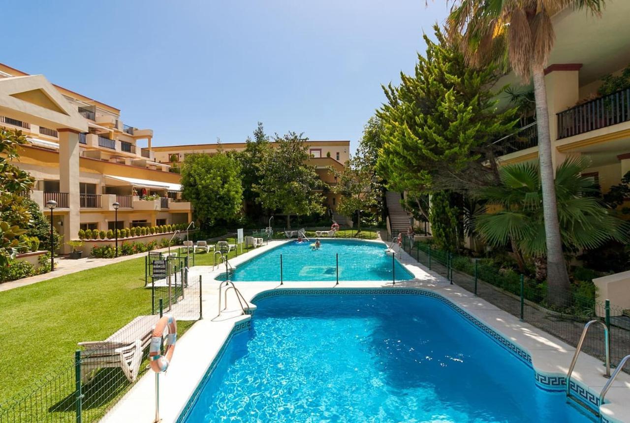 Oleholidays 326 Romana Playa Vistas Al Mar Marbella Bagian luar foto